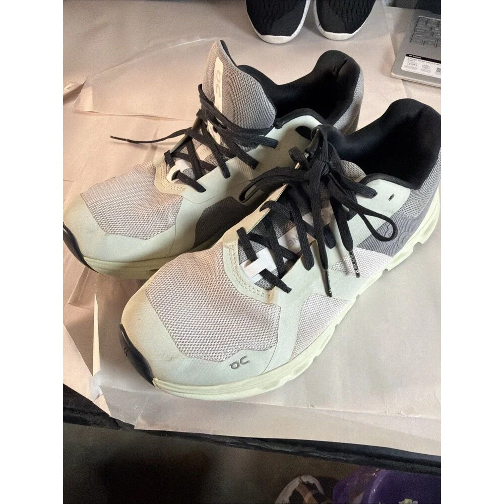 ON Cloudtilt Ivory W Sz 11